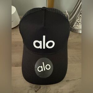 ALO Yoga Black Cap